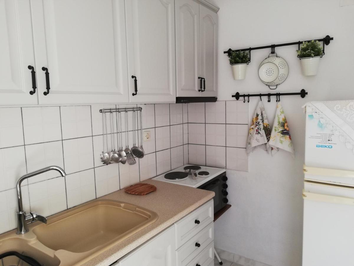 Theodora Apartment Patitiri  Bagian luar foto