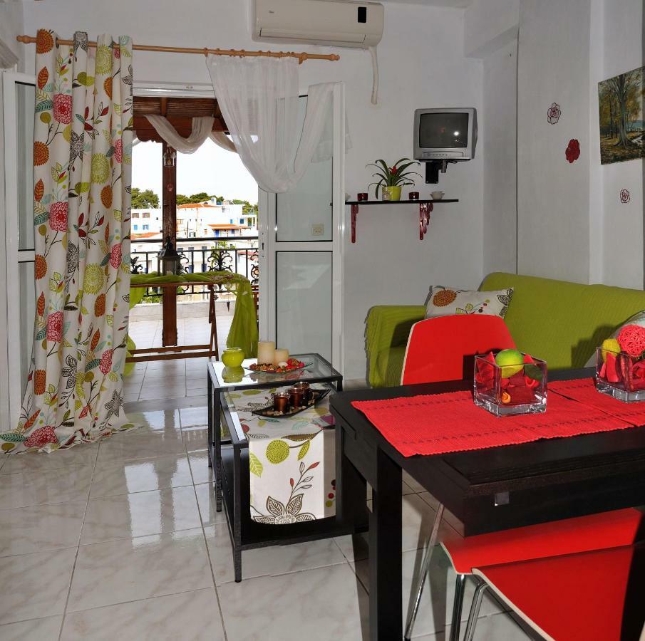 Theodora Apartment Patitiri  Bagian luar foto